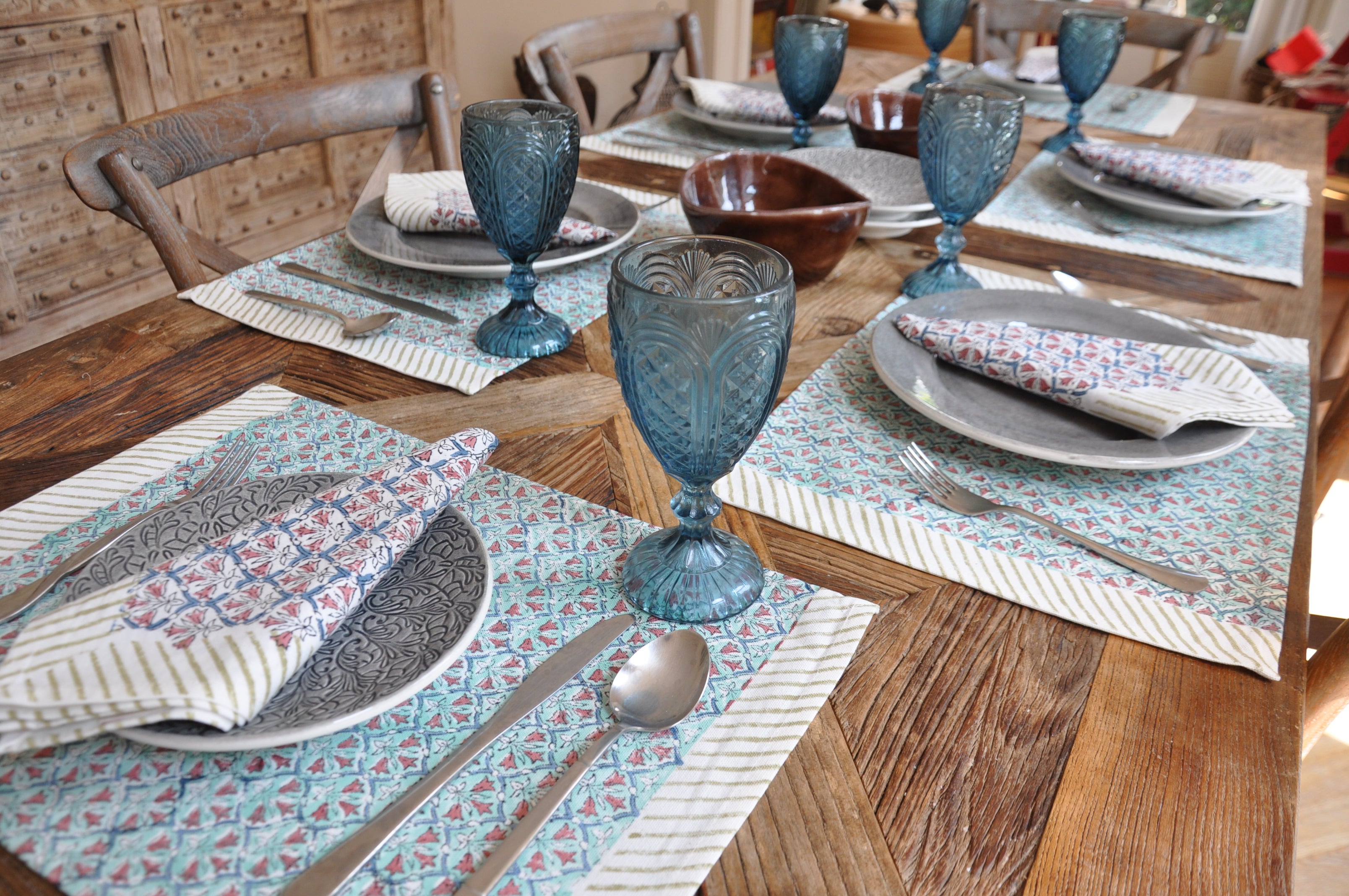 Ziba Placemats with Napkins - Set of 6