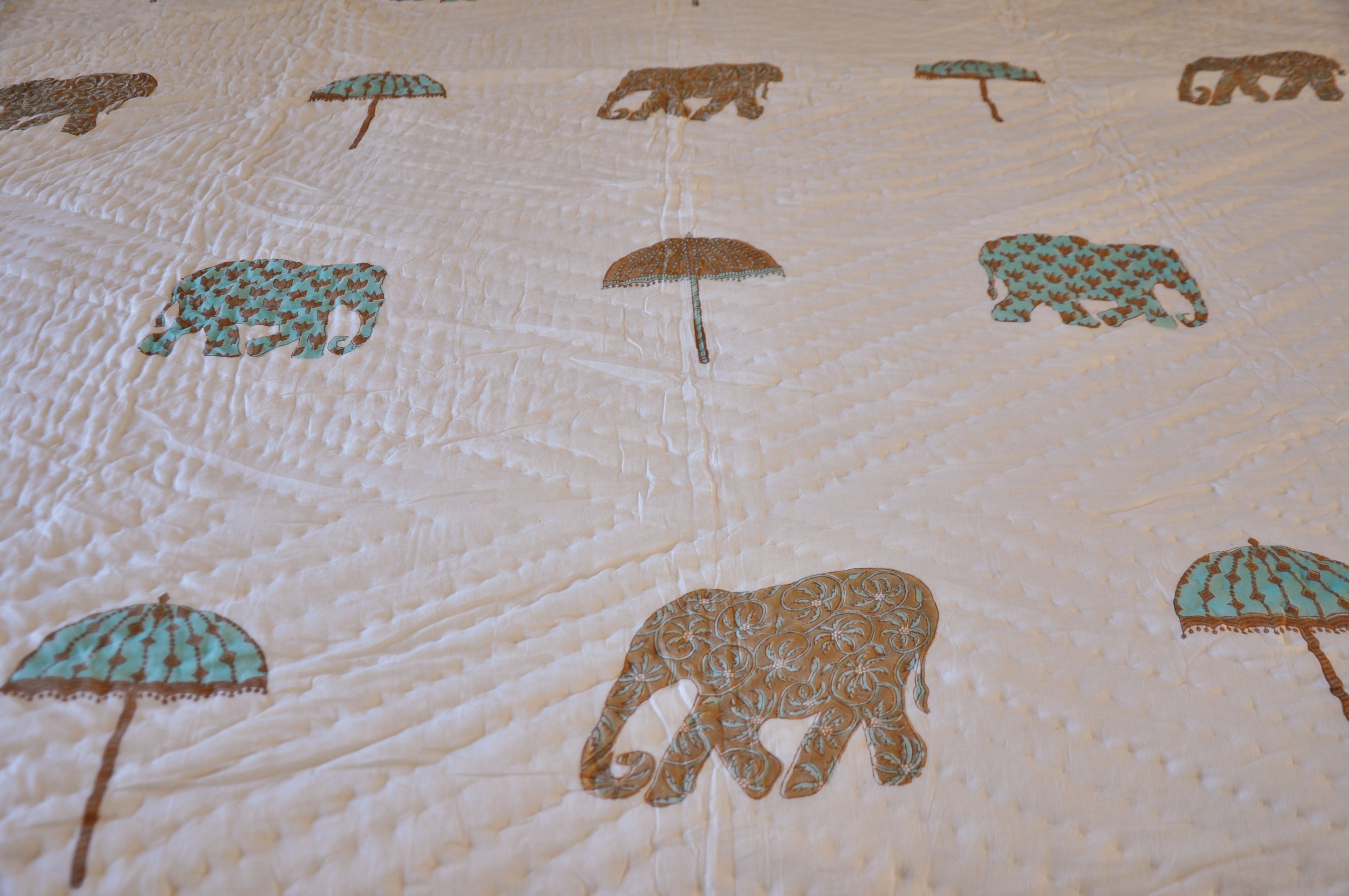 Royal Tipu - Soft Reversible Luxury Quilt