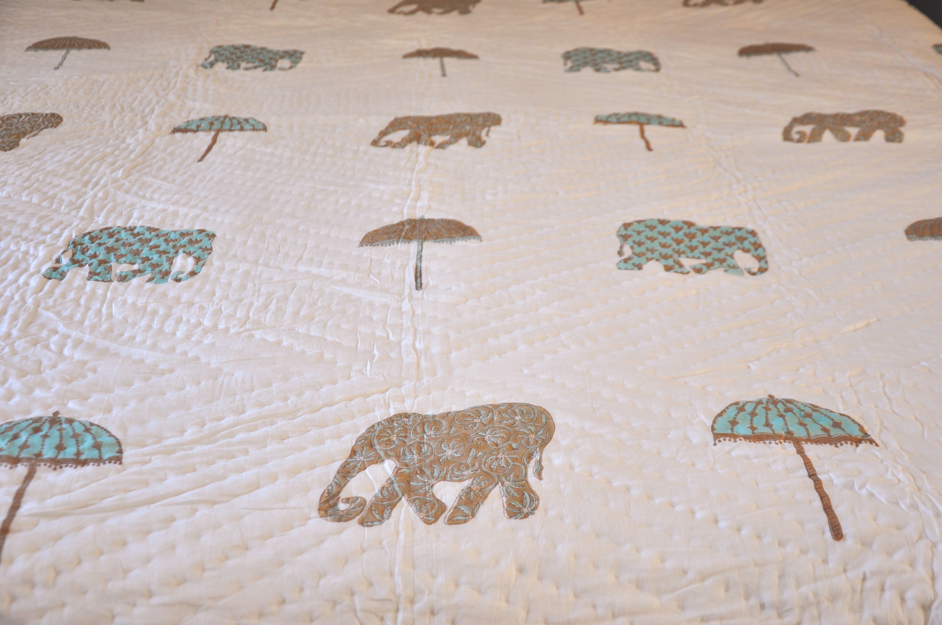 Royal Tipu - Soft Reversible Luxury Quilt
