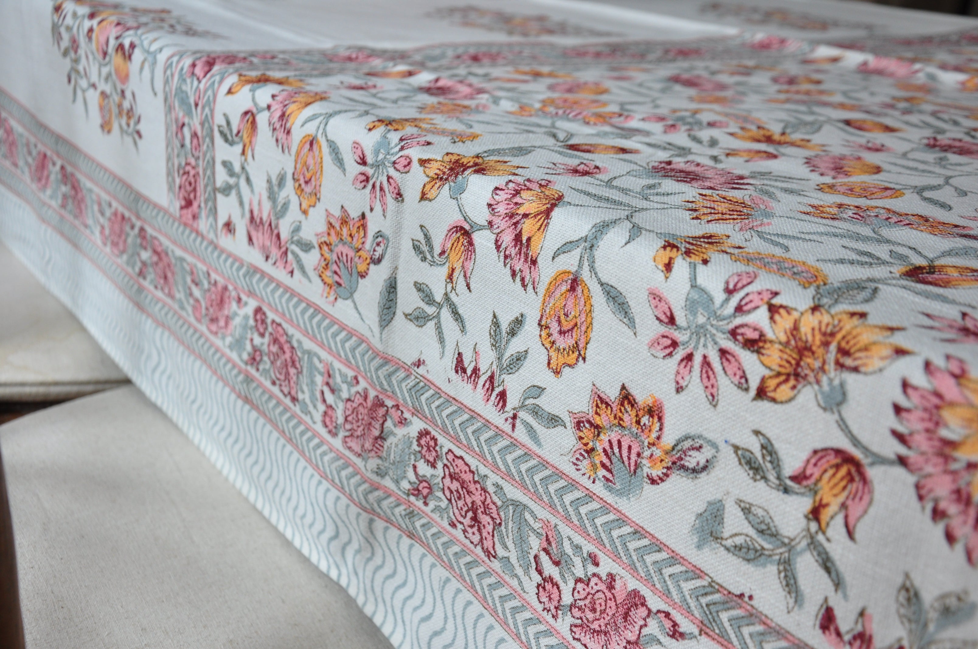 Gardenia Tablecloth