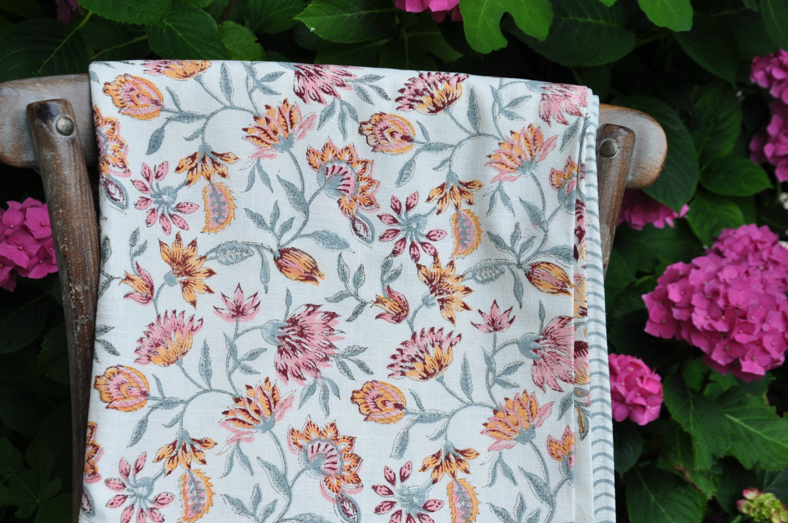 Gardenia Tablecloth