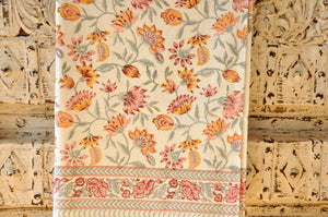 Gardenia Tablecloth