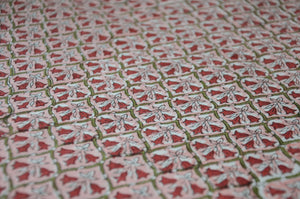 Lily Lust Tablecloth
