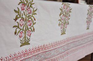 Lily Lust Tablecloth