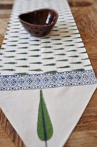 Pine Crest Table Runner