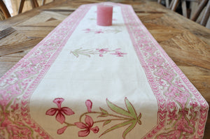 Zeenat Table Runner